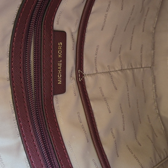 Michael Kors Large Jet set travel Tote *Firm* - Picture 9 of 12